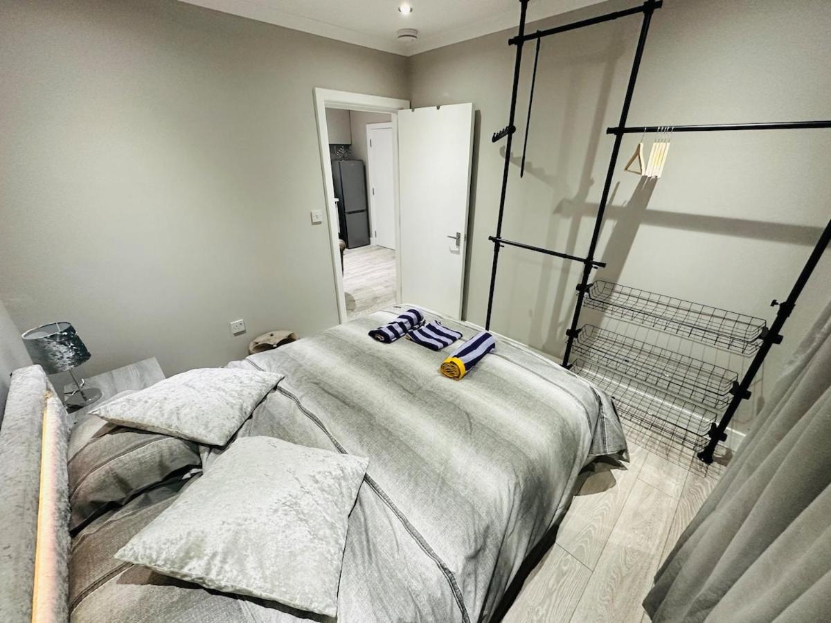 Stylish And Luxury Flat In Lnd Ickenham